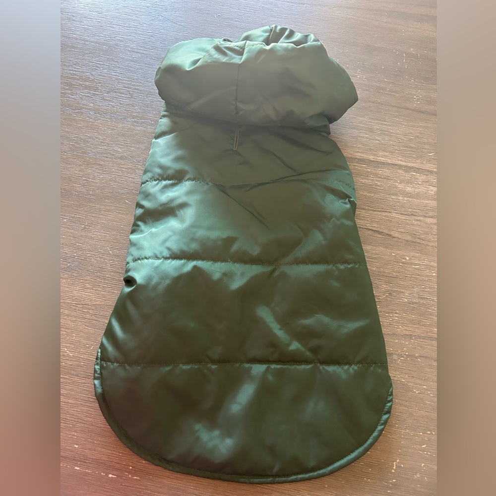 Pet Puffer Vest Size Medium Cold Weather Gear for Pets Animal Jacket
